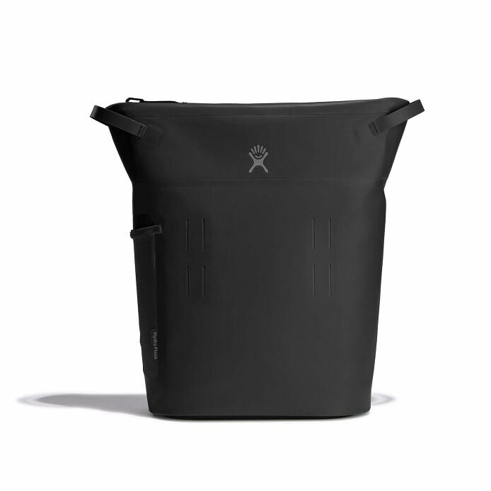 20-l-day-escapetm-pack-i3 20-l-day-escape-soft-cooler-pack-black-straight-on.jpg