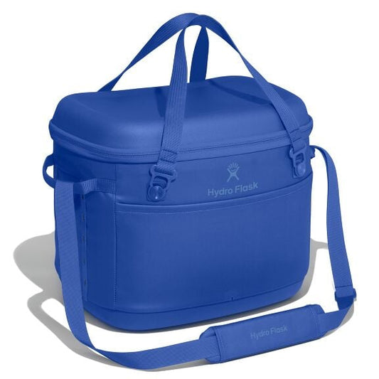 carryouttm-soft-cooler-30-l-q1 cpco382_carryout_cooler_30l_capri_blue_angled_1.jpg