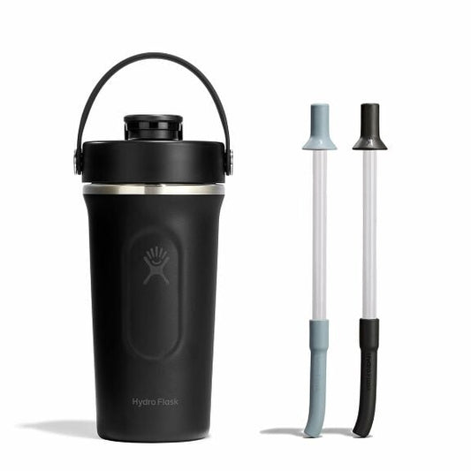 shaker-bottle-and-straw-bundle-l9 group_187_1__1.jpg