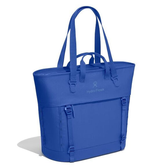 carryouttm-soft-cooler-tote-30-l-y3 maxiit382_carryout_tote_30l_capri_blue_angled_1.jpg