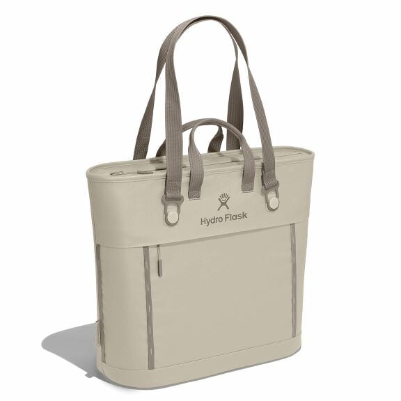 carryouttm-soft-cooler-tote-20-l-l8 midiit114-carryout-tote-20l-oat-angled.jpg