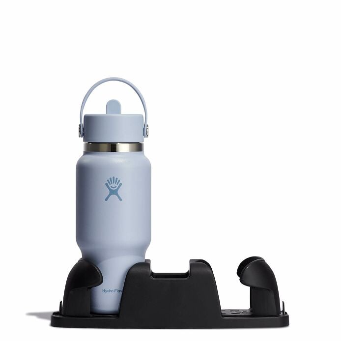 24-oz-travel-bottle-with-flex-straw-cap-q1 surf-travel-bottle-in-cuplholder_2_8_1.jpg